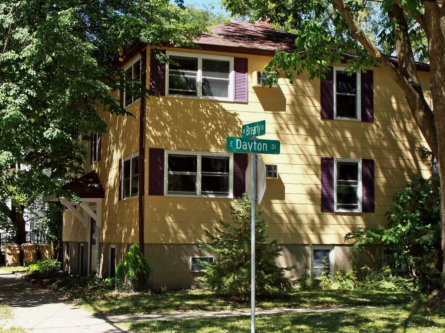 1 bed, 340 sqft, $1,100 — Photo 1