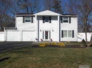 1 Lake Grove St, Centereach, NY 11720