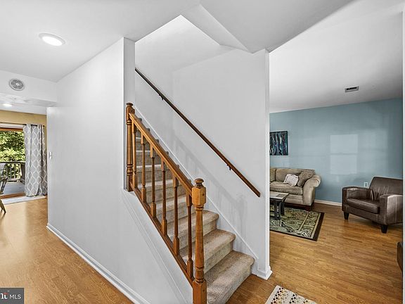 4th image of 11822 Rutherford Dr