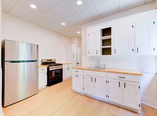 21 N Main Ave APT 1, Albany, NY 12203