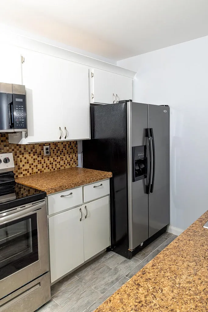 2 bed, 1236 sqft, $2,350 — Photo 3