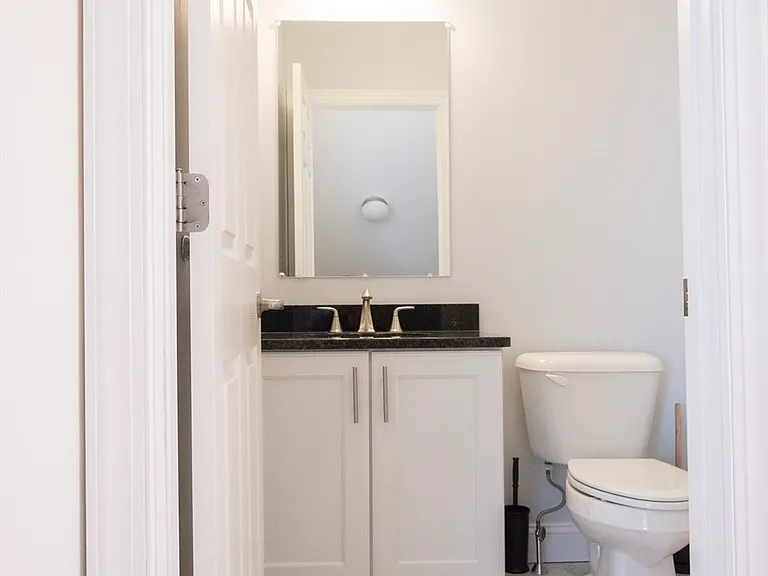 2 Westbrook St #1 — Photo 10