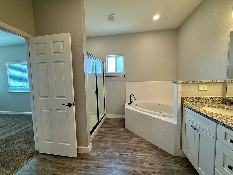 2607 Tanoak Ter — Photo 17