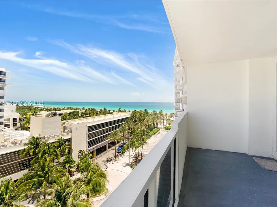 100 Lincoln Rd #827