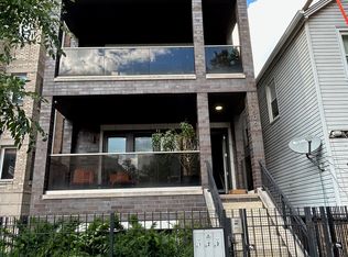 1506 W Superior St APT 1, Chicago, IL 60642