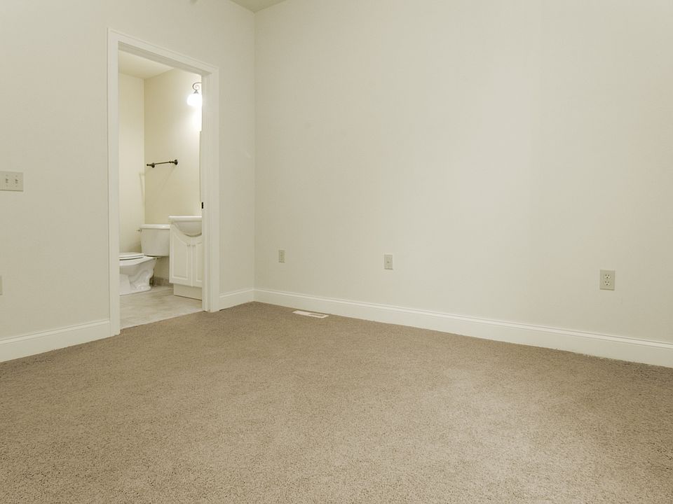 2nd image of 214 N Pinckney St
