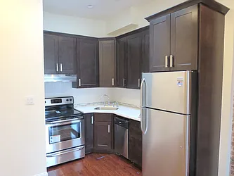 Rented by Strivers Management Group Corp (Brokerage)