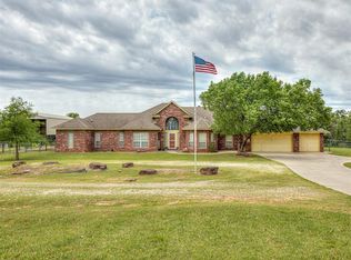 6209 Edendale Dr, Newalla, OK 74857