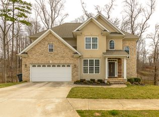 227 Fearrington Dr, Kernersville, NC 27284