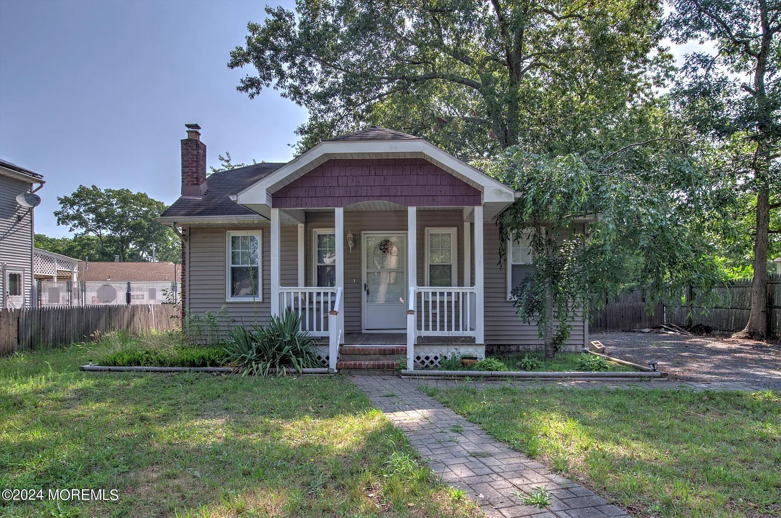 314 Wainwright Street photo 1