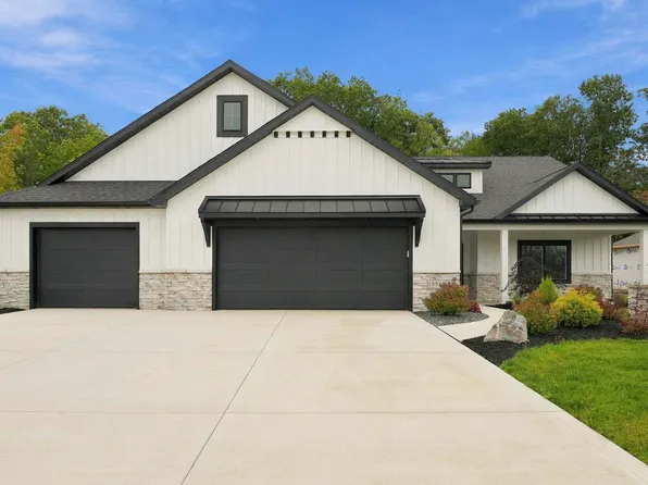 13335 Passerine Blvd, Fort Wayne, IN 46845