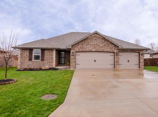 5656 W Pecan St, Springfield, MO 65802