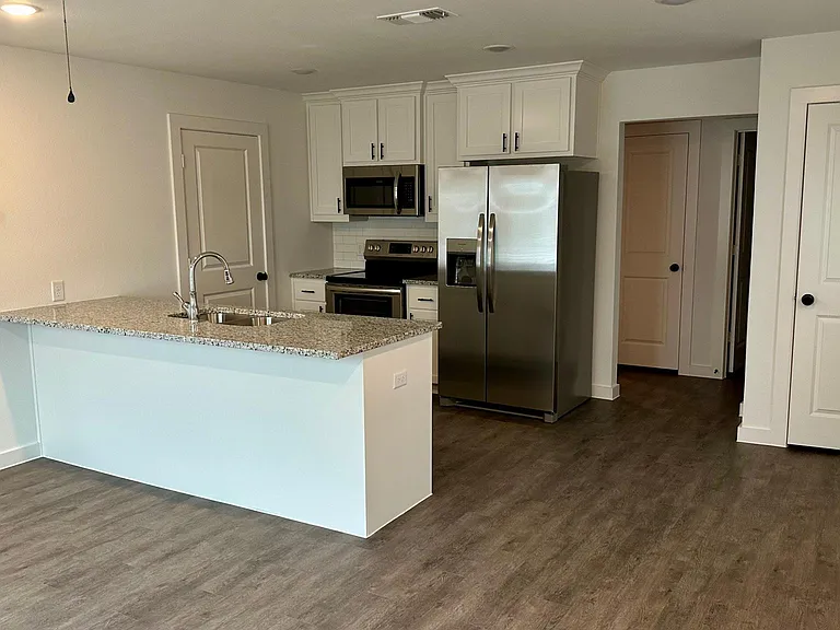 2614 S Fannin Ave — Photo 12