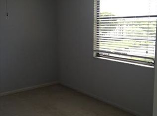 3716 Whitehall Dr APT 205, West Palm Beach, FL 33401