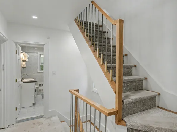 1836 East 27th Street image 23 of 34