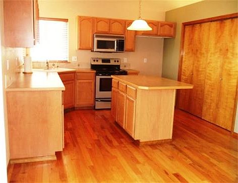 4th image of 18405 E 11th Ave