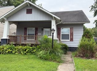 2715 Edwards St, Alton, IL 62002