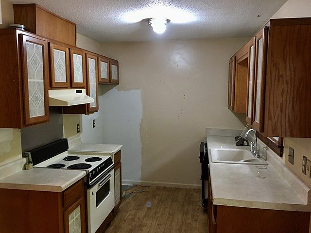 2nd image of 1487 Saddle Horn Dr