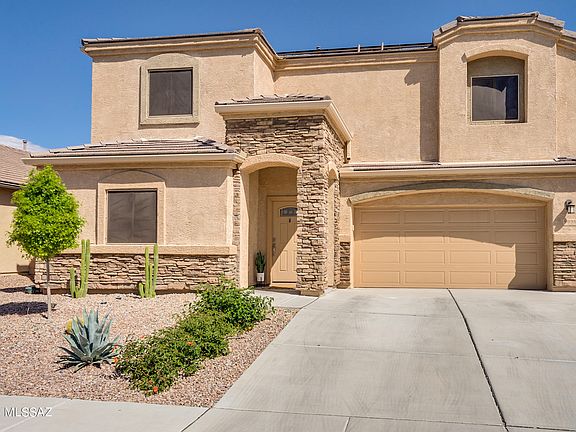 2nd image of 9098 W Blue Saguaro St