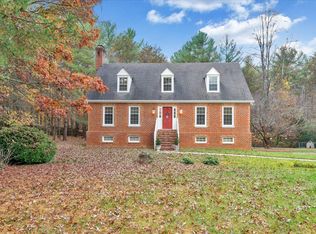 204 Raintree Ln, Boones Mill, VA 24065