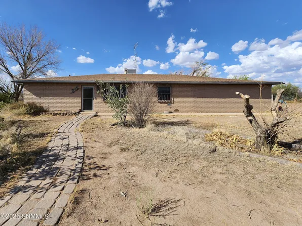 3155 Red Rooster Ln SW, Deming, NM 88030