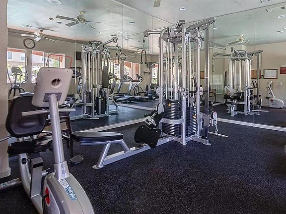 4th image of 200 Moon Cir Unit 216