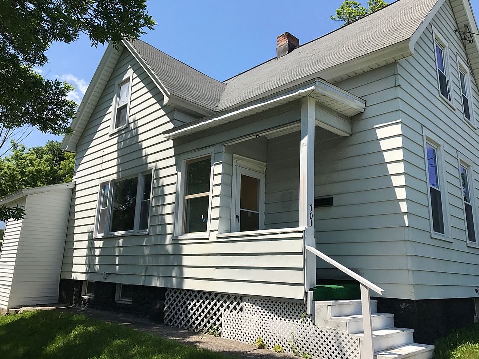 1st image of 701 Winton St