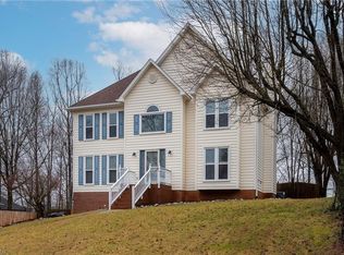 6165 Tennyson Dr, Kernersville, NC 27284