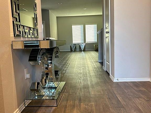 4th image of 21352 Pine Mill Dr