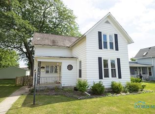 223 Locust St, Findlay, OH 45840