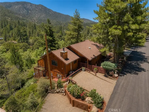 2431 Antelope Way, Pine Mountain Club, CA 93222