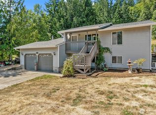 203 Home Town Dr, Kelso, WA