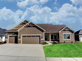 1309 Red Maple Dr, Troy, OH 45373