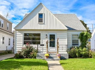 209 N 70th St, Milwaukee, WI 53213