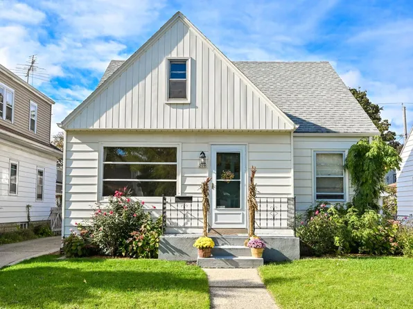 209 North 70th STREET, Milwaukee, WI 53213