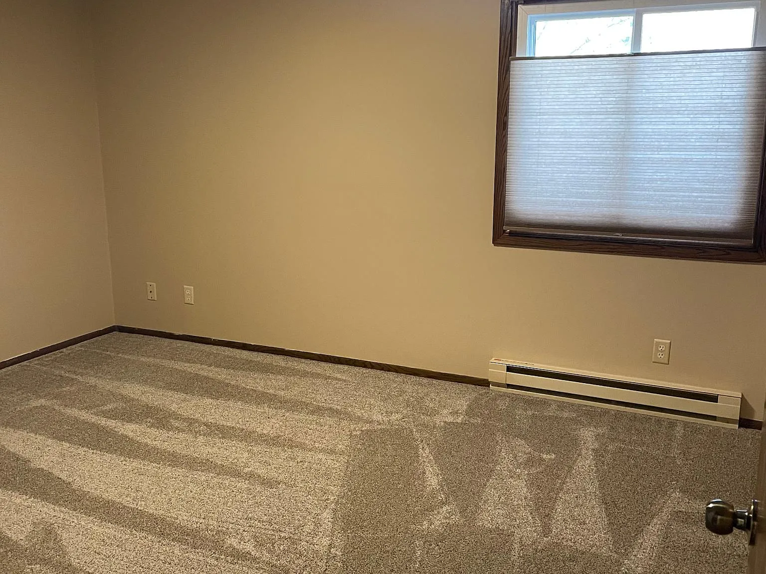 2 bed, 725 sqft, $1,050 — Photo 4