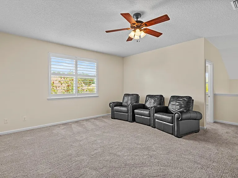 1201 E Redrock Ridge Ave — Photo 52