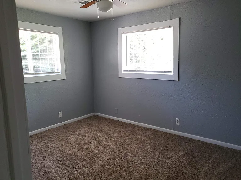 5317 N Johnstown Ave — Photo 7