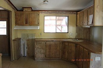 3rd image of 27793 Jefferson Ave