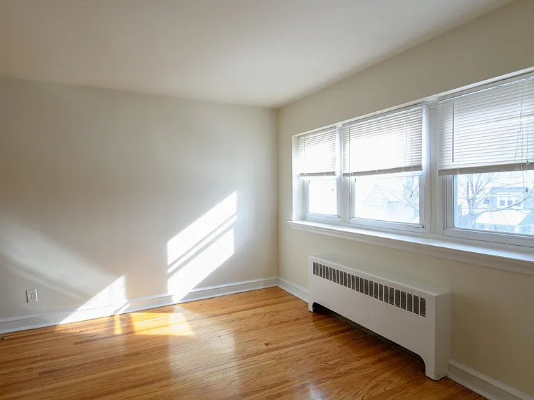 353 W Mount Airy Ave — Photo 23