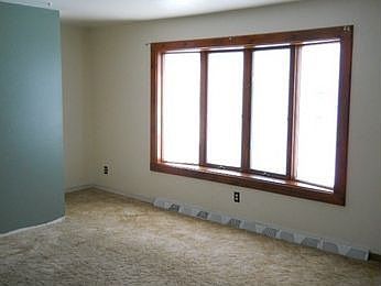 3rd image of 2800 S Washington Ave #A