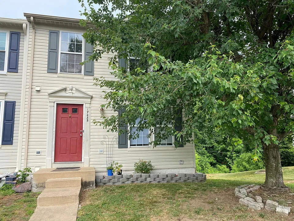 17435 Kagera Dr