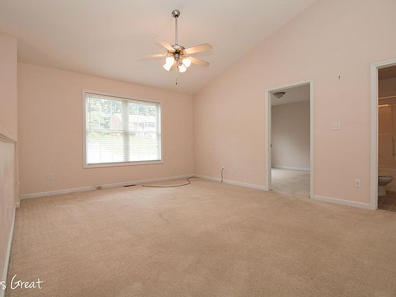 4th image of 4816 Autumn Ln NW
