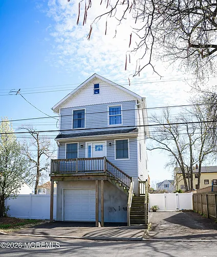 320 Lorillard Ave Photo 1