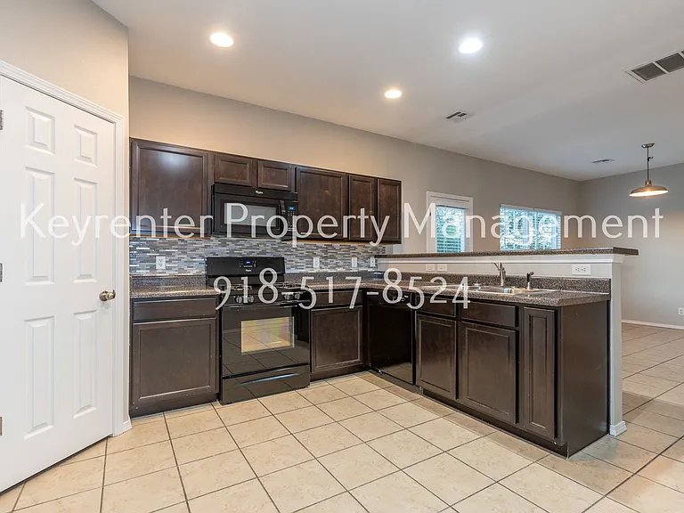 9360 S 256th East Ave — Photo 12