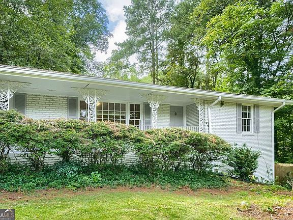 4th image of 3107 Kingscliff Way NE