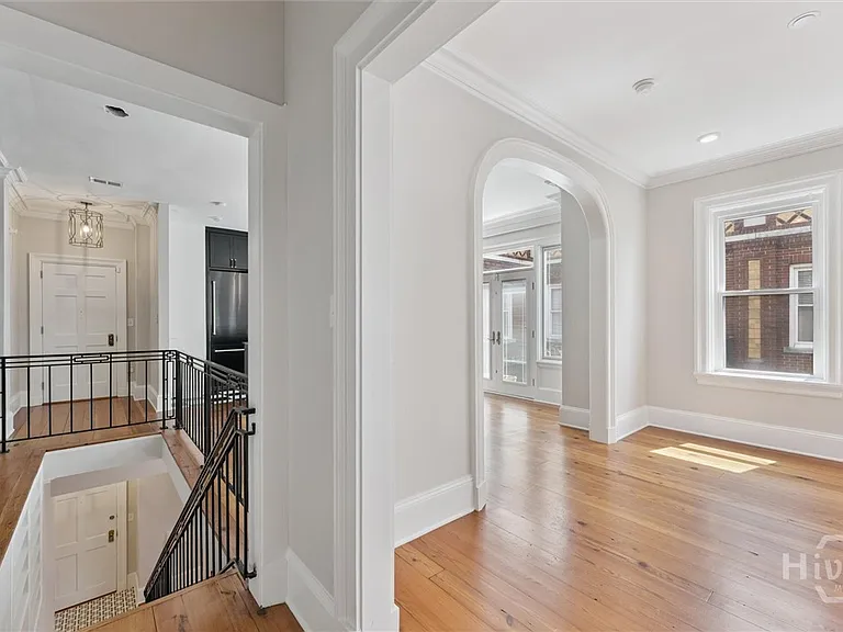 24 E Liberty St #73&83 — Photo 23