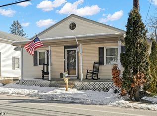 2350 Belvidere Rd, Phillipsburg, NJ 08865