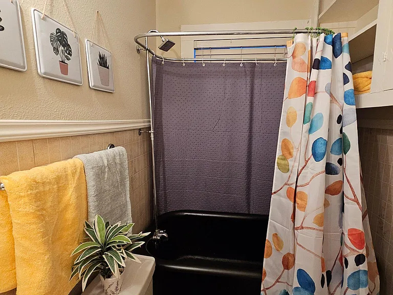 1026 Euclid St #2 — Photo 27