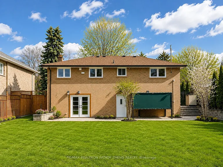 18 King Richard Ct #LOWER — Photo 28